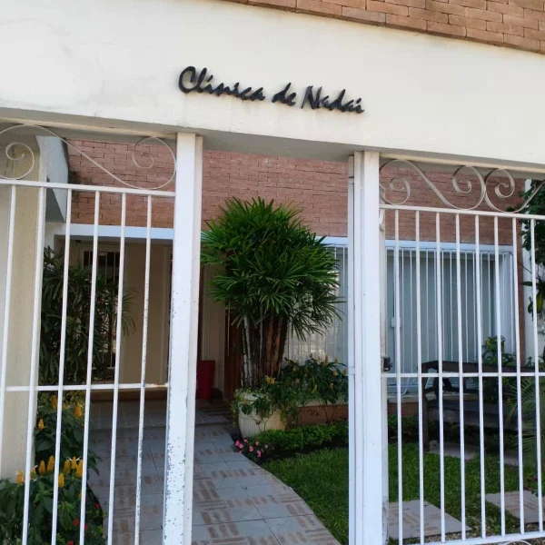 Foto clínica de nadai 1